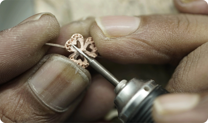 Expert Gemologists Assessment